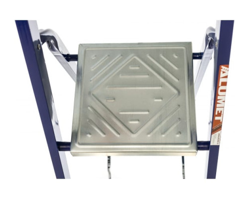 Стальная стремянка Алюмет М8408