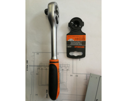 Трещотка с квадратом 1/2L=250mm, 8град АвтоDело 39728 13195 Трещотка с квадратом 1/2L=250mm, 8град АвтоDело 39728 13195