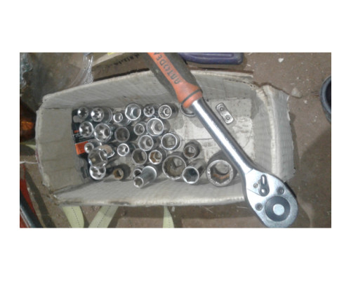 Трещотка с квадратом 1/2L=250mm, 8град АвтоDело 39728 13195 Трещотка с квадратом 1/2L=250mm, 8град АвтоDело 39728 13195
