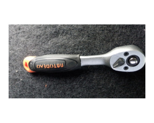 Трещотка с квадратом 1/4 72 зубца, L=150mm, 5град АвтоDело 39744 12273