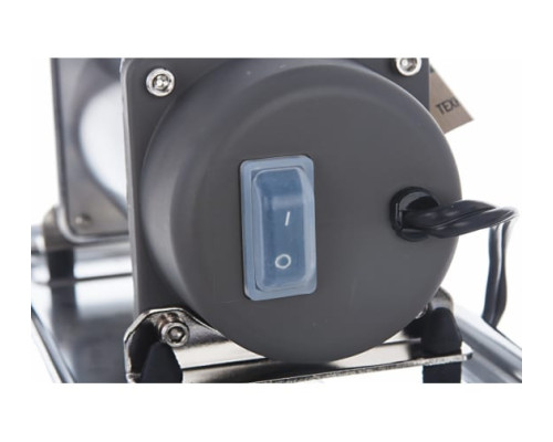 Автомобильный портативный компрессор BERKUT R20