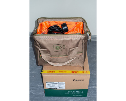 Автомобильный портативный компрессор BERKUT R20