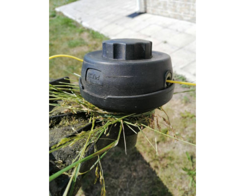 Головка HT31 (гайка М10х1.25; левая) для триммеров T233, T256, T263, T266, T333, T334FS, T336, T337, T436, T437, T516, T517, ET1004A, ET1200A CHAMPION C5083