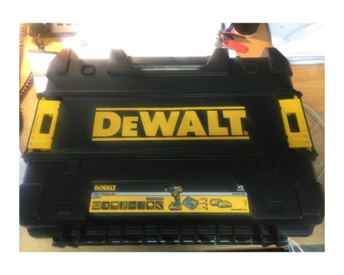 Аккумуляторная дрель-шуруповерт DEWALT DCD 791 D2 Аккумуляторная дрель-шуруповерт DEWALT DCD 791 D2