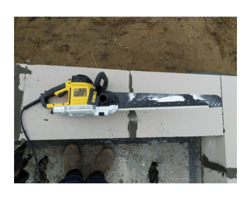 Аллигаторная пила DEWALT DWE 399