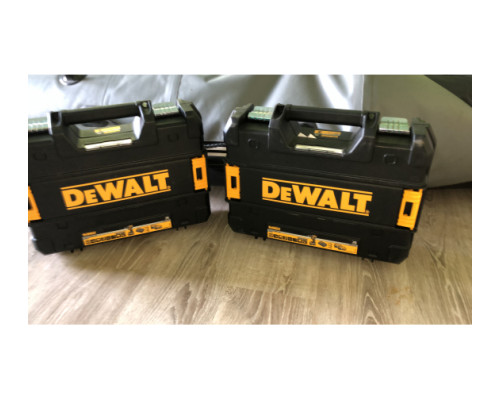 Бесщеточная дрель-шуруповерт DEWALT DCD791P2