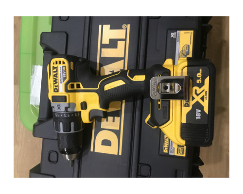 Бесщеточная дрель-шуруповерт DEWALT DCD791P2