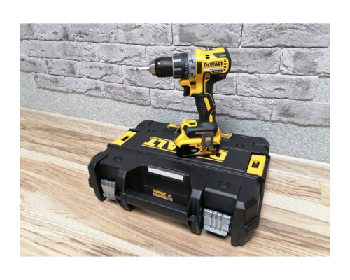 Бесщеточная дрель-шуруповерт DEWALT DCD791P2 Бесщеточная дрель-шуруповерт DEWALT DCD791P2