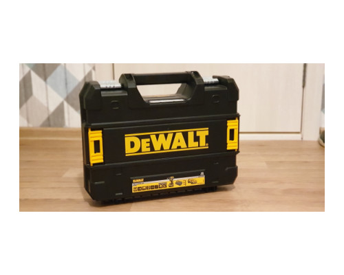 Бесщеточная дрель-шуруповерт DEWALT DCD791P2