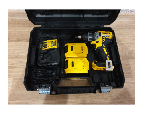 Бесщеточная дрель-шуруповерт DEWALT DCD791P2