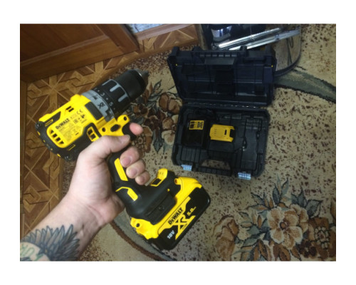 Бесщеточная дрель-шуруповерт DEWALT DCD791P2