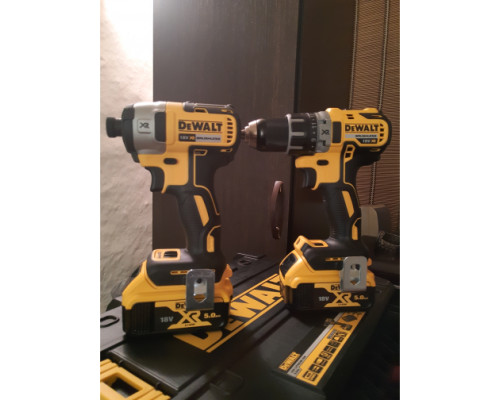 Бесщеточная дрель-шуруповерт DEWALT DCD791P2