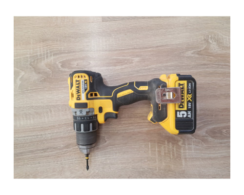 Бесщеточная дрель-шуруповерт DEWALT DCD791P2