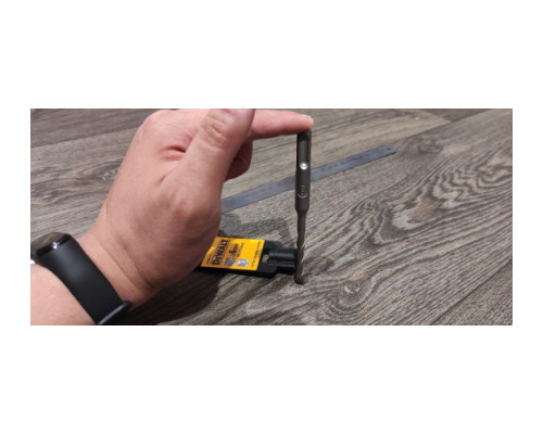Бур SDS+ INDUSTRIAL (6х110 мм) DEWALT DT9663 Бур SDS+ INDUSTRIAL (6х110 мм) DEWALT DT9663