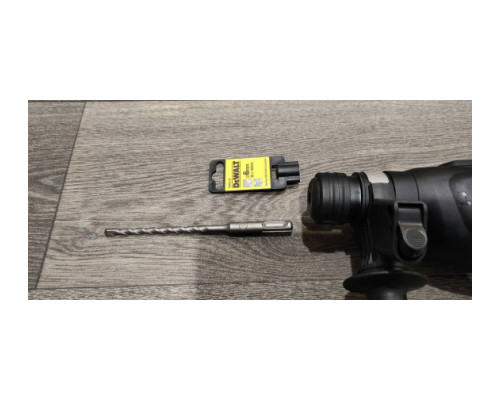 Бур SDS+ INDUSTRIAL (6х160 мм) DEWALT DT9635 Бур SDS+ INDUSTRIAL (6х160 мм) DEWALT DT9635