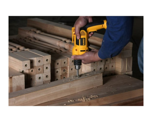 Дрель DEWALT DWD024S