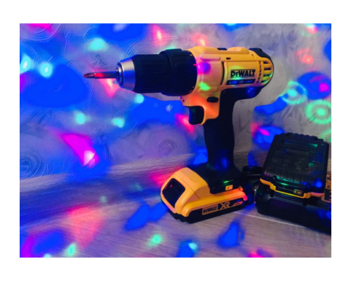 Дрель-шуруповерт DEWALT 2.0 Ач DCD771D2