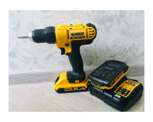 Дрель-шуруповерт DEWALT 2.0 Ач DCD771D2