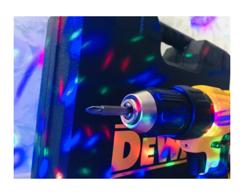 Дрель-шуруповерт DEWALT 2.0 Ач DCD771D2