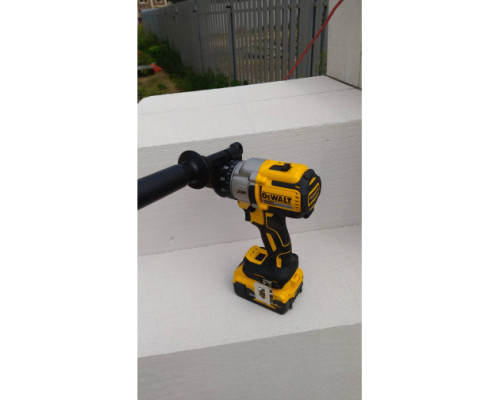 Дрель-шуруповерт DEWALT DCD991NT