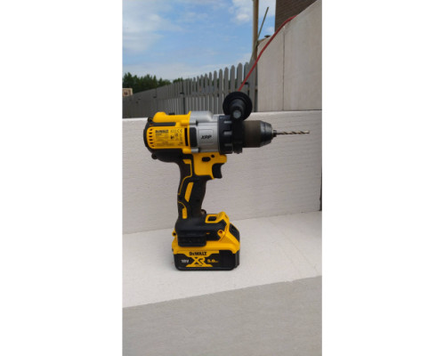 Дрель-шуруповерт DEWALT DCD991NT