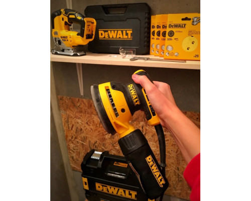 Эксцентриковая шлифмашина DEWALT DWE6423 Эксцентриковая шлифмашина DEWALT DWE6423