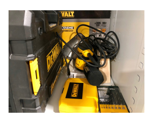 Эксцентриковая шлифмашина DEWALT DWE6423