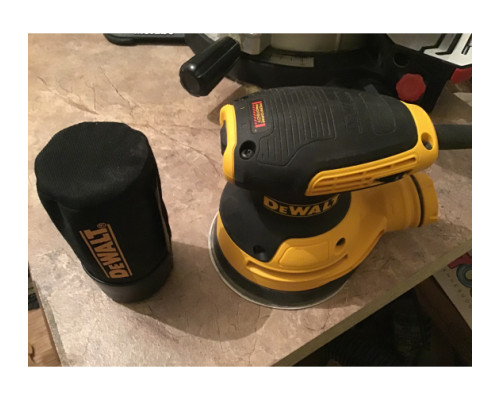 Эксцентриковая шлифмашина DEWALT DWE6423 Эксцентриковая шлифмашина DEWALT DWE6423