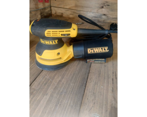 Эксцентриковая шлифмашина DEWALT DWE6423 Эксцентриковая шлифмашина DEWALT DWE6423