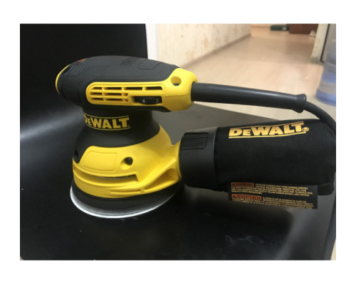 Эксцентриковая шлифмашина DEWALT DWE6423 Эксцентриковая шлифмашина DEWALT DWE6423