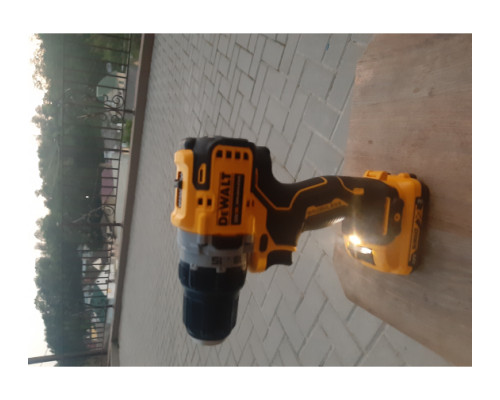 Компактная дрель-шуруповерт DEWALT 12 В XR DCD701D2-QW