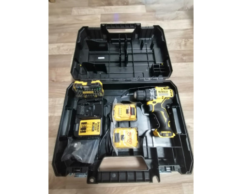 Компактная дрель-шуруповерт DEWALT 12 В XR DCD701D2-QW