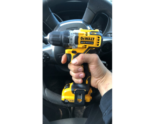 Компактная дрель-шуруповерт DEWALT 12 В XR DCD701D2-QW