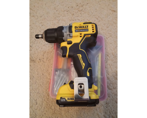 Компактная дрель-шуруповерт DEWALT 12 В XR DCD701D2-QW