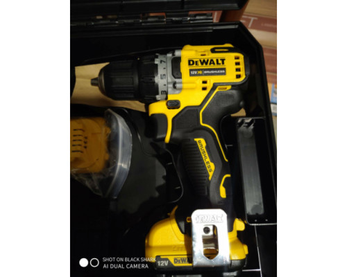 Компактная дрель-шуруповерт DEWALT 12 В XR DCD701D2-QW