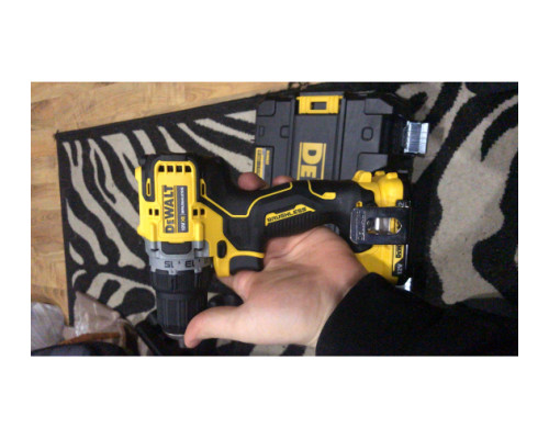 Компактная дрель-шуруповерт DEWALT 12 В XR DCD701D2-QW