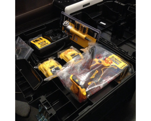 Компактная дрель-шуруповерт DEWALT 12 В XR DCD701D2-QW