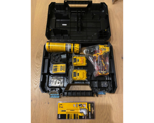 Компактная дрель-шуруповерт DEWALT 12 В XR DCD701D2-QW