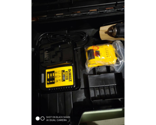 Компактная дрель-шуруповерт DEWALT 12 В XR DCD701D2-QW