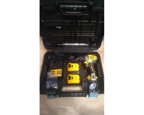 Компактная дрель-шуруповерт DEWALT 12 В XR DCD701D2-QW