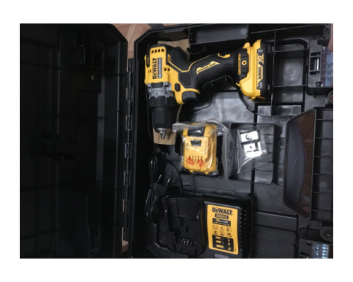 Компактная дрель-шуруповерт DEWALT 12 В XR DCD701D2-QW