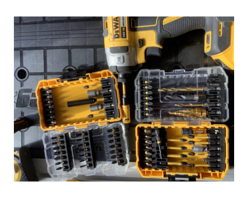Набор бит и насадок FLEXTORQ 33 предмета DEWALT DT70742T-QZ