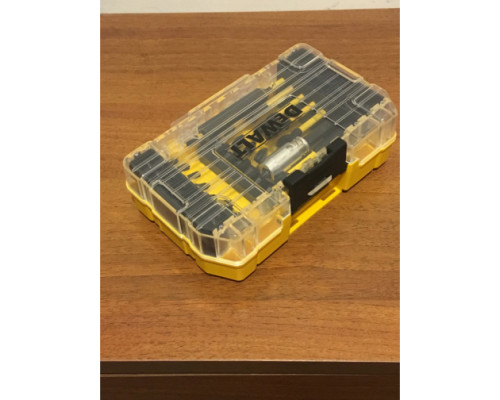 Набор бит и насадок FLEXTORQ 37 предметов DEWALT DT70731T-QZ