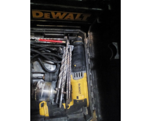Перфоратор DEWALT D 25143 K Перфоратор DEWALT D 25143 K