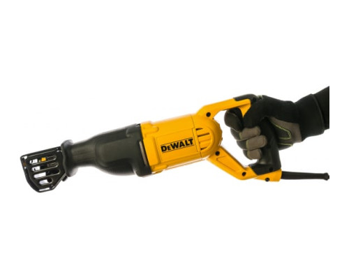 Сабельная пила DEWALT DWE305PK