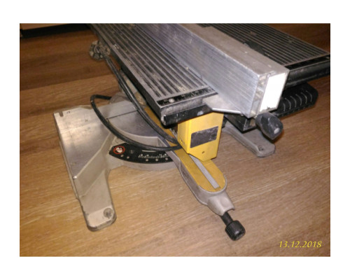 Торцовочная пила DEWALT D 27111