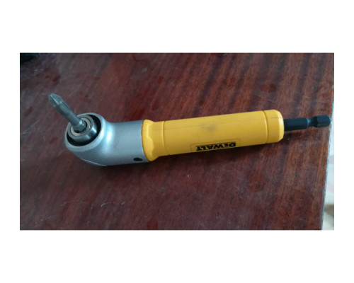 Угловая насадка ударная IMPACT + биты (9 шт.) DEWALT DT71517T