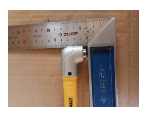 Угловая насадка ударная IMPACT + биты (9 шт.) DEWALT DT71517T