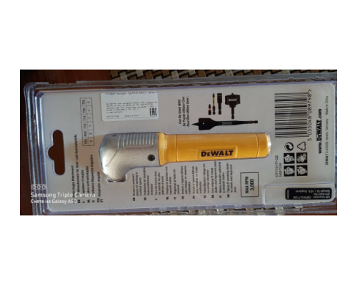 Угловая насадка ударная IMPACT + биты (9 шт.) DEWALT DT71517T