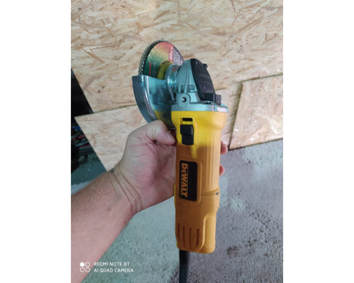 Угловая шлифмашина DEWALT DWE 4151 Угловая шлифмашина DEWALT DWE 4151